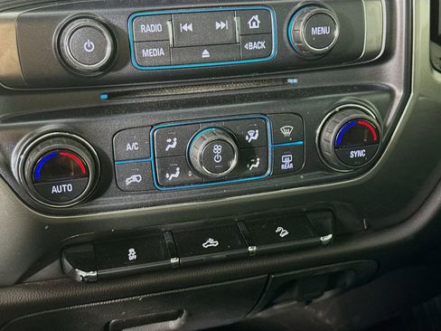 Used 2018 Chevrolet Silverado 1500 LT w/ All Star Edition AWD/4WD image 16