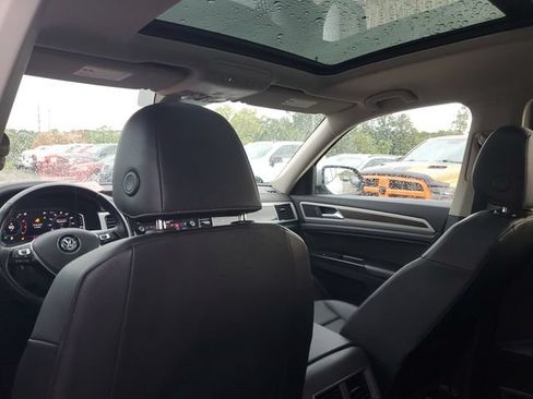 Used 2019 Volkswagen Atlas SEL AWD/4WD image 9