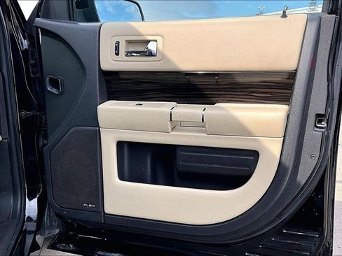 Used 2018 Ford Flex SEL w/ Equipment Group 202A image 22