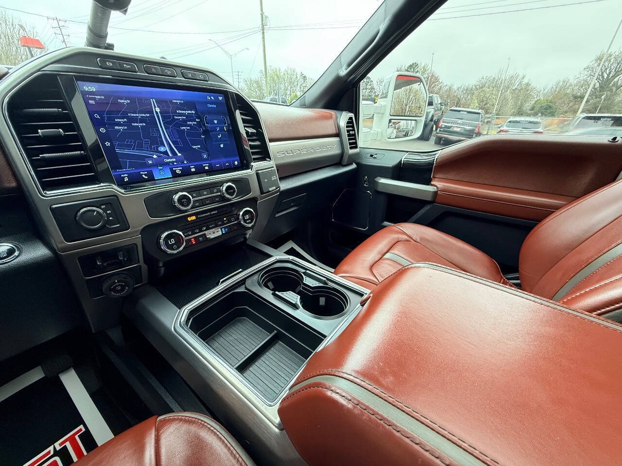 Used 2022 Ford F450 Platinum w/ FX4 Off-Road Package AWD/4WD image 32