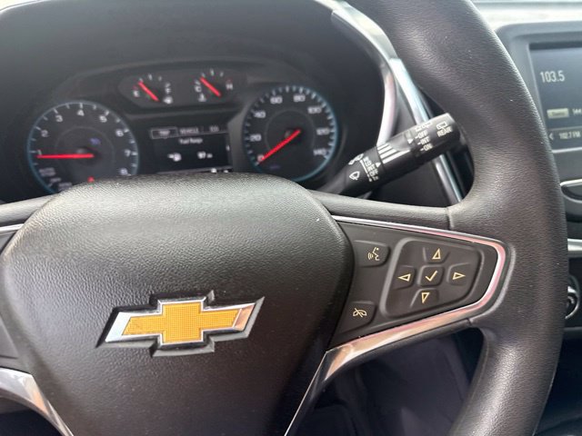 Used 2018 Chevrolet Equinox LT FWD image 17