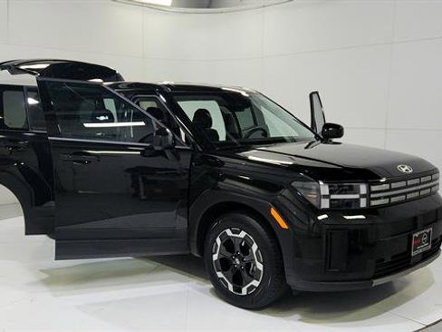 Used 2025 Hyundai Santa Fe SE image 29