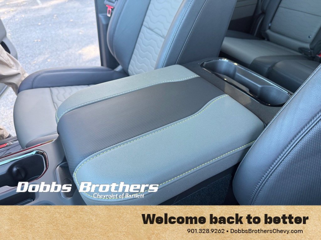 Used 2025 Chevrolet Silverado 1500 ZR2 w/ Technology Package AWD/4WD image 22