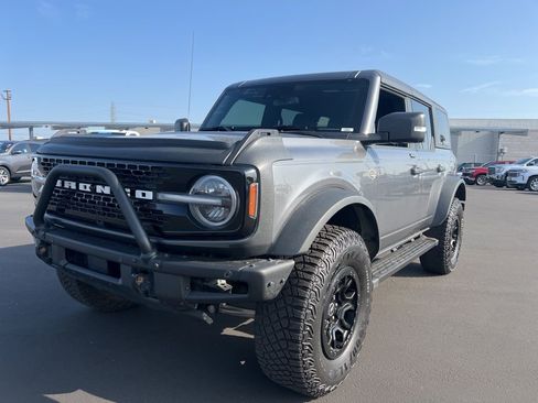 Used 2023 Ford Bronco Wildtrak AWD/4WD image 3