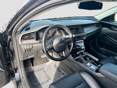 Used 2020 Kia Cadenza Technology image 9