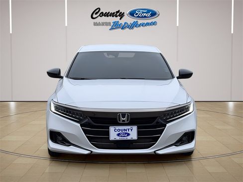 Used 2022 Honda Accord Sport Special Edition image 12