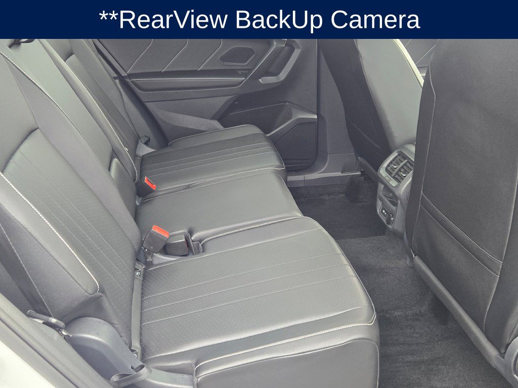 Used 2024 Volkswagen Tiguan SE R-Line w/ MDO Package, Two-Row AWD/4WD image 14