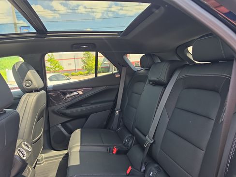 New 2025 Chevrolet Blazer EV LT AWD/4WD image 15