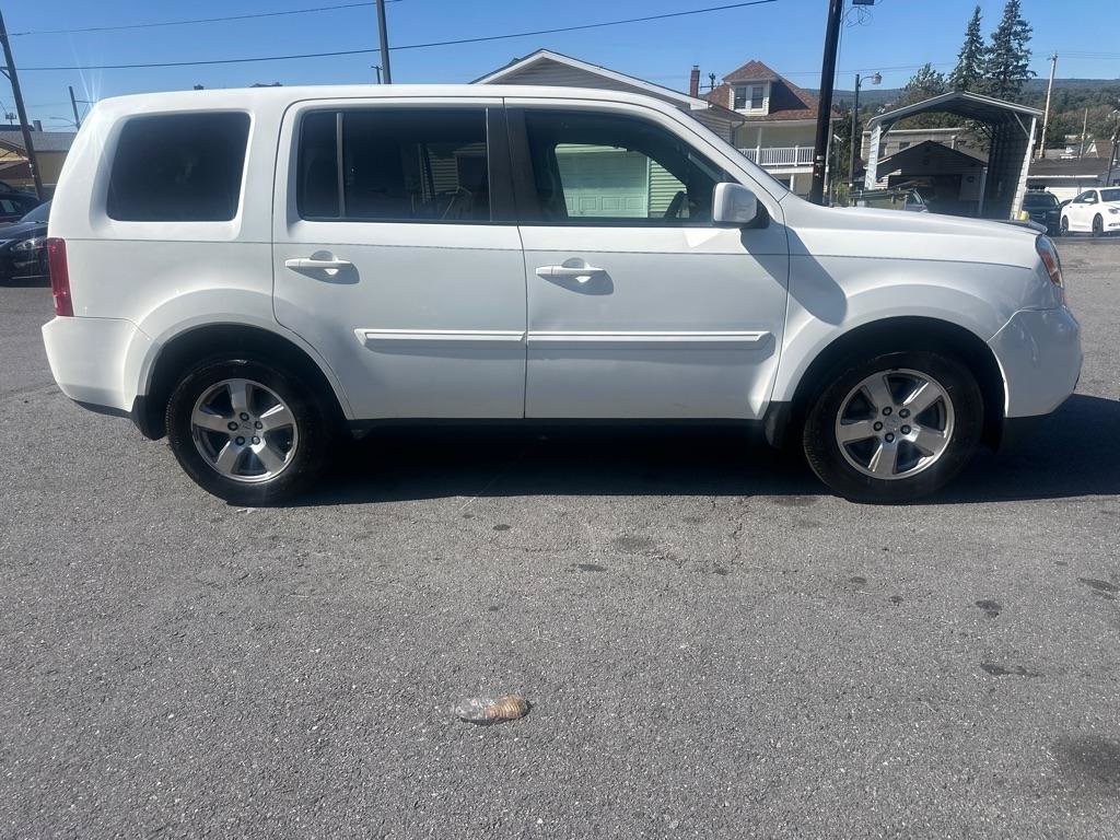 Used 2014 Honda Pilot LX image 2