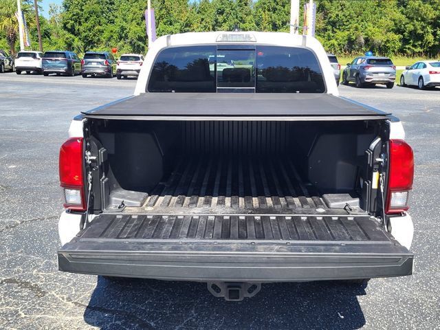 Used 2021 Toyota Tacoma SR5 w/ Trail Edition AWD/4WD image 4