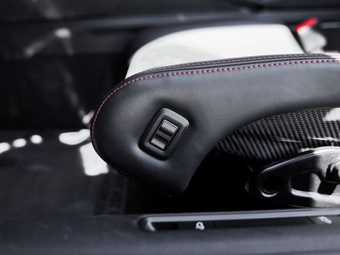 Used 2024 Porsche 911 GT3 RS RWD image 40