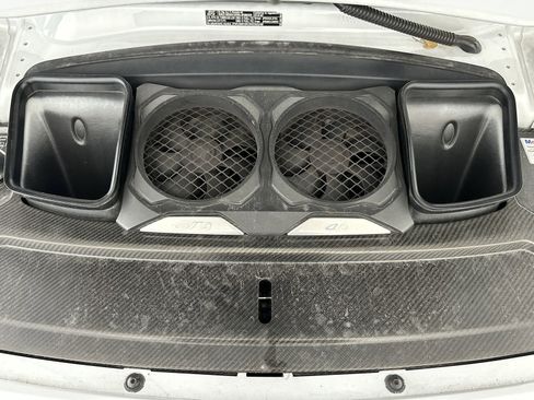 Used 2018 Porsche 911 GT3 w/ Sport Chrono Package image 17