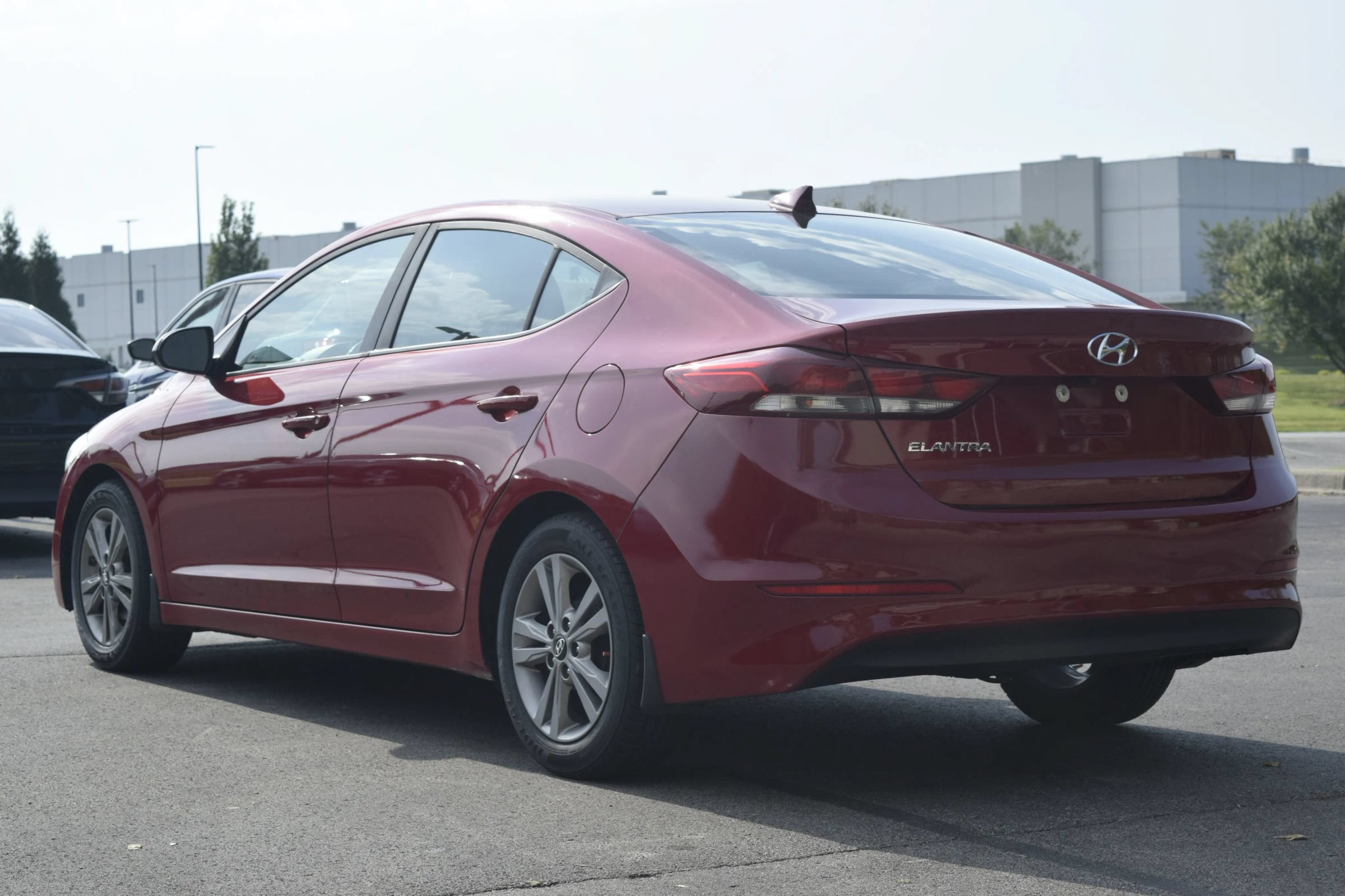 Used 2017 Hyundai Elantra Value Edition FWD image 3