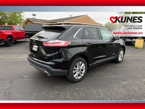 Used 2022 Ford Edge Titanium AWD/4WD image 5