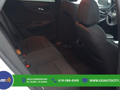 Used 2024 Chevrolet Malibu LT FWD image 13