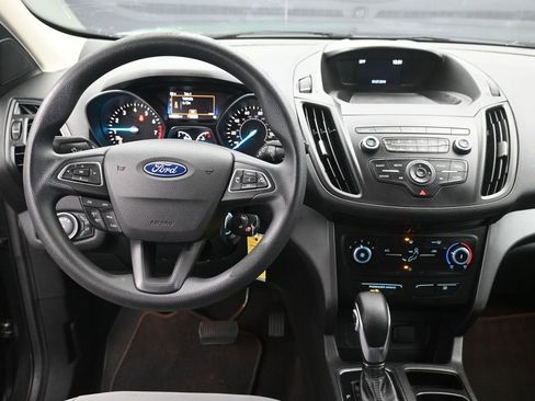 Used 2019 Ford Escape S image 11