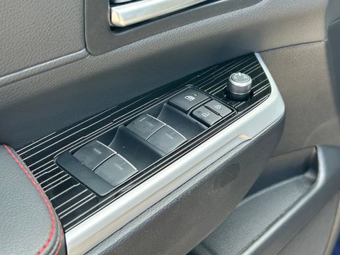 Certified 2026 Toyota Sienna XSE FWD image 27