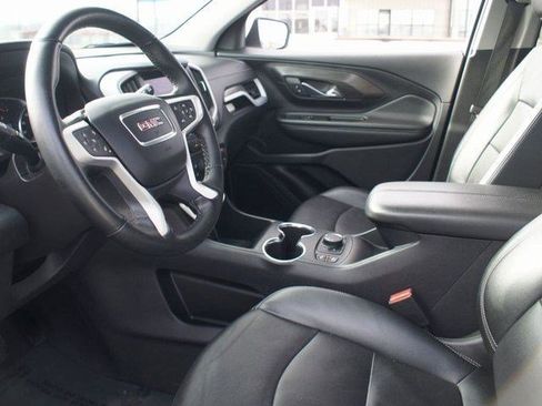 Used 2023 GMC Terrain SLT image 13