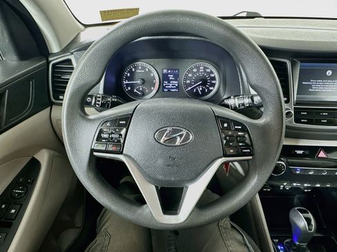 Used 2018 Hyundai Tucson SEL FWD image 11