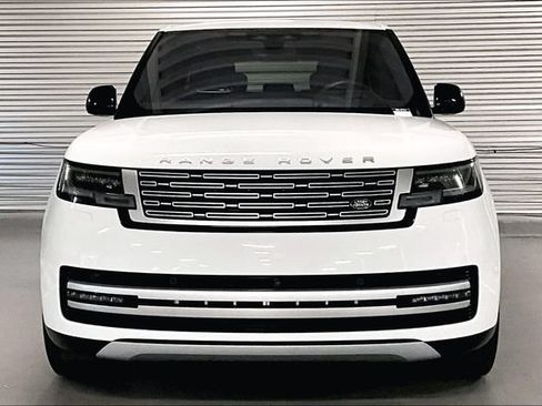 Used 2023 Land Rover Range Rover Autobiography AWD/4WD image 2