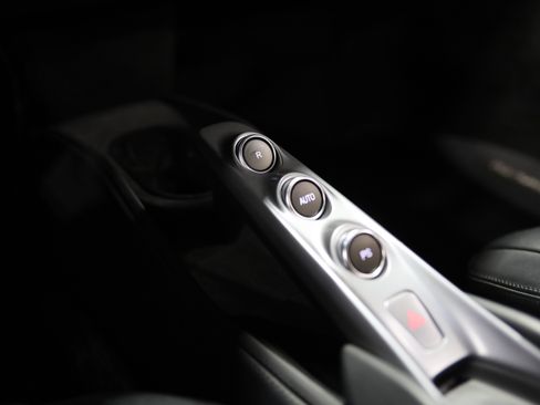 Used 2021 Ferrari F8 Tributo RWD image 28
