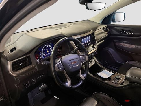 Used 2020 GMC Acadia Denali w/ Denali Ultimate Package image 2
