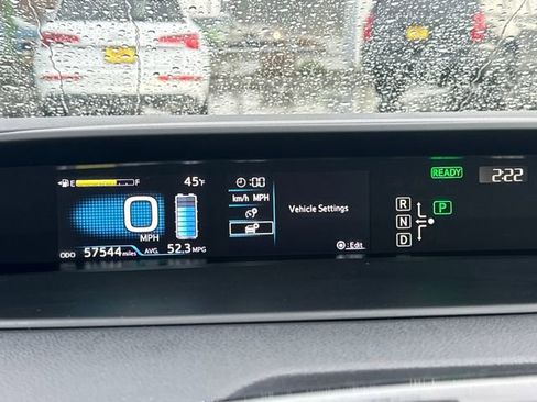 Used 2018 Toyota Prius Two w/ Prius Two Safety Plus Package image 18