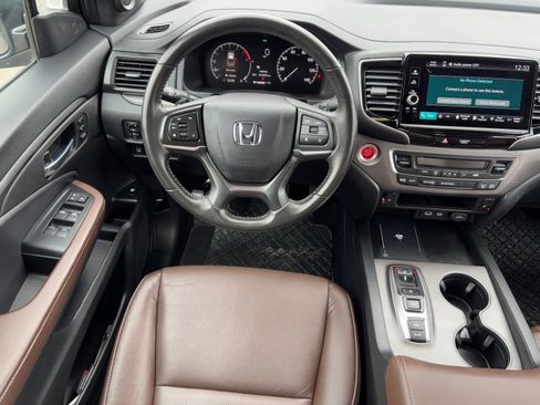 Used 2025 Honda Ridgeline RTL image 13