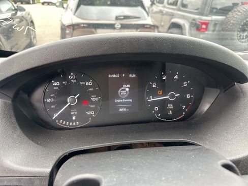 Used 2024 RAM ProMaster 2500 w/ Convenience Group FWD image 11