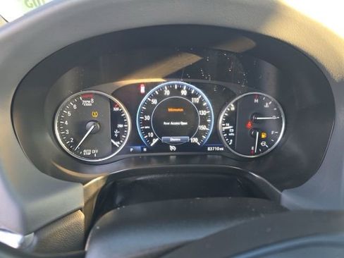 Used 2022 Buick Enclave Premium image 16