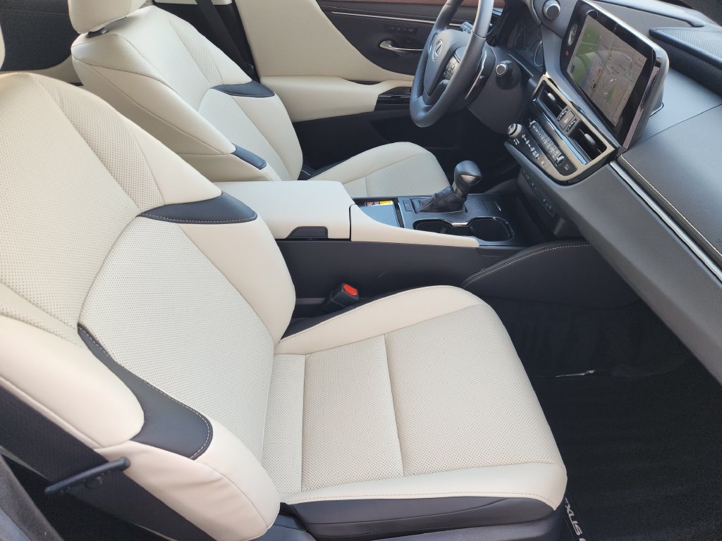 Certified 2025 Lexus ES 350 w/ Premium Package FWD image 14