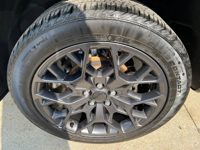 Used 2025 Jeep Grand Cherokee Summit w/ Obsidian Package AWD/4WD image 10