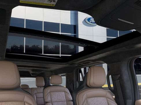 New 2025 Lincoln Navigator L Black Label image 44