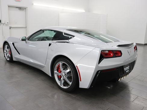 Used 2014 Chevrolet Corvette Stingray Coupe w/ 2LT Preferred Equipment Group RWD image 6