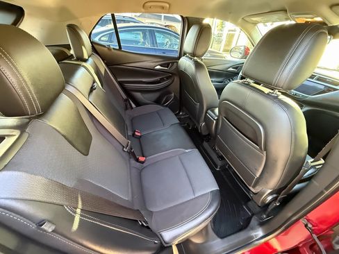 Used 2021 Buick Encore GX Select image 10