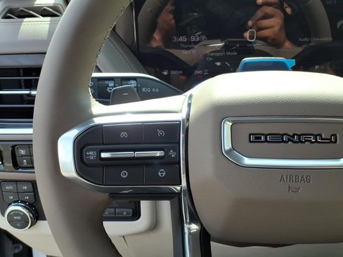 New 2026 GMC Yukon XL Denali w/ Denali Reserve Package AWD/4WD image 18