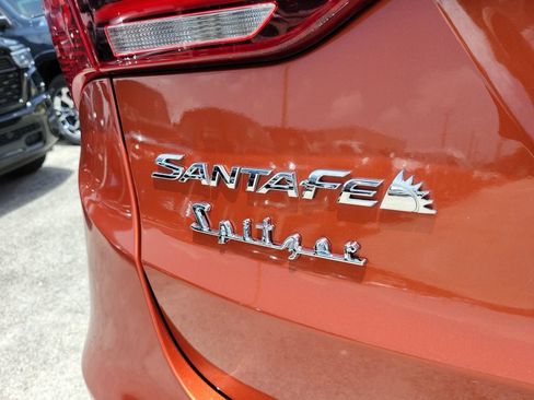 Used 2017 Hyundai Santa Fe Sport AWD/4WD image 5