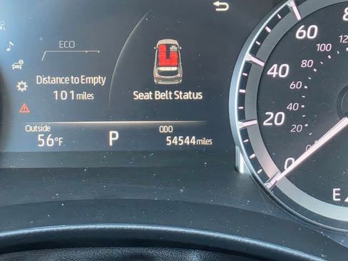 Used 2023 Toyota Highlander XLE AWD/4WD image 24