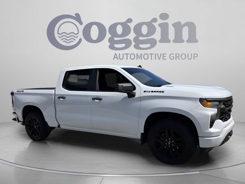 Certified 2024 Chevrolet Silverado 1500 Custom w/ Turbomax Blackout Package AWD/4WD image 7