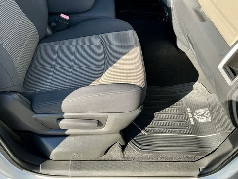 Used 2010 Dodge Ram 1500 Truck SLT image 23