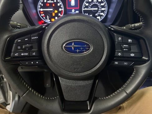 Used 2025 Subaru Forester Premium AWD/4WD image 38