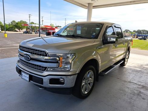 Used 2018 Ford F150 Lariat AWD/4WD image 3