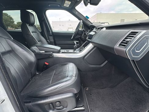 Used 2018 Land Rover Range Rover Sport HSE AWD/4WD image 28