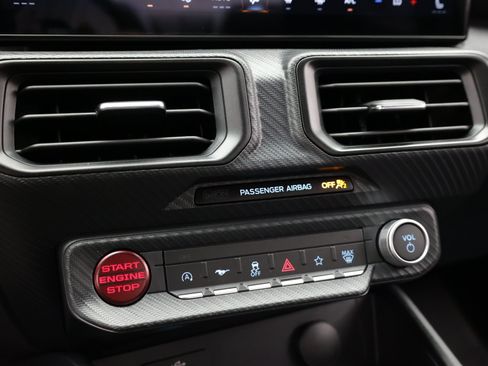 Used 2024 Ford Mustang Coupe RWD image 22