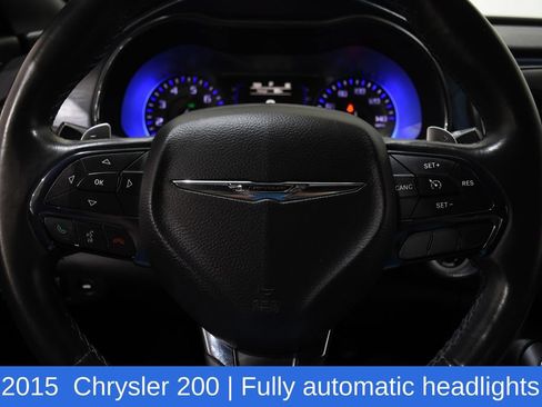 Used 2015 Chrysler 200 S FWD image 11