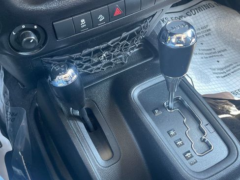 Used 2014 Jeep Wrangler Sport AWD/4WD image 26