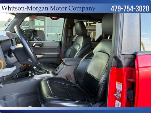 Used 2023 Ford Bronco Badlands w/ Sasquatch Package AWD/4WD image 12