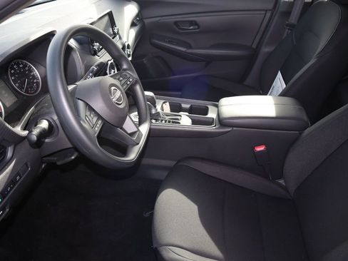 Certified 2025 Nissan Sentra S FWD image 17