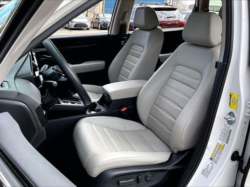 Used 2025 Honda CR-V EX-L image 7