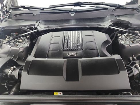 Used 2020 Land Rover Discovery HSE image 42